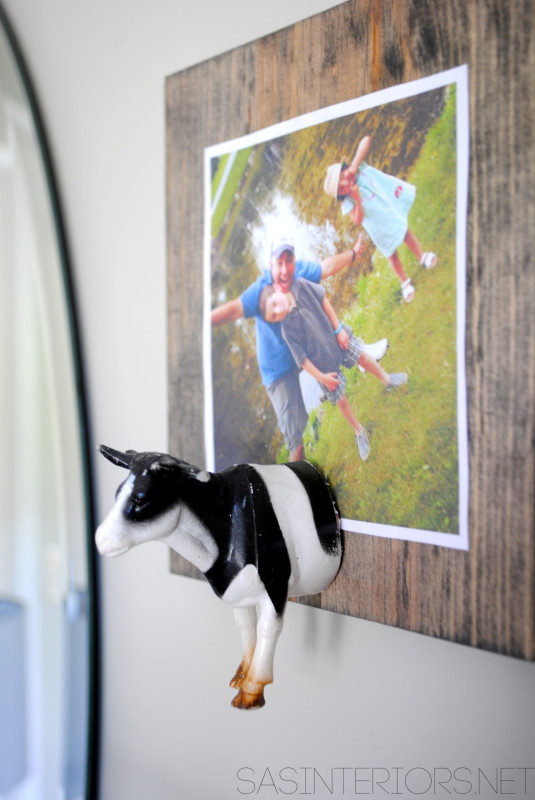 DIY: Toy Animal Instagram Photo Holder. So cute & easy to make. Perfect for a kids room or any eclectic space! Full tutorial at www.jennaburger.com