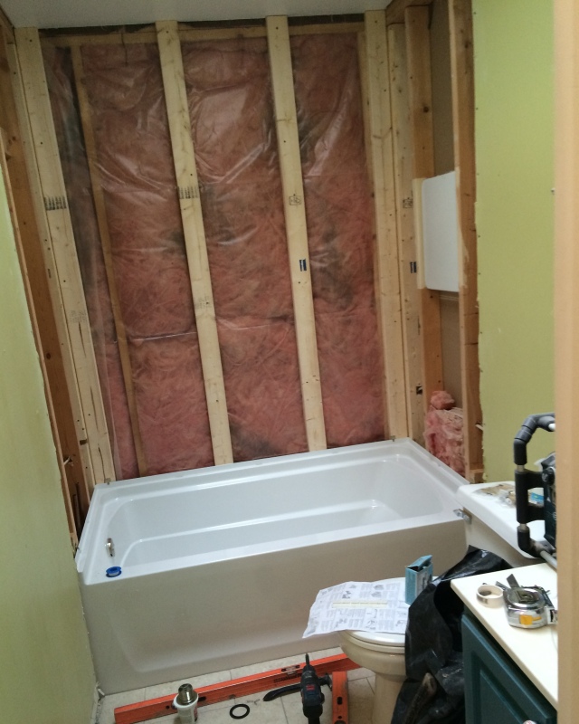 Bathroom Makeover: Installation of the new tub