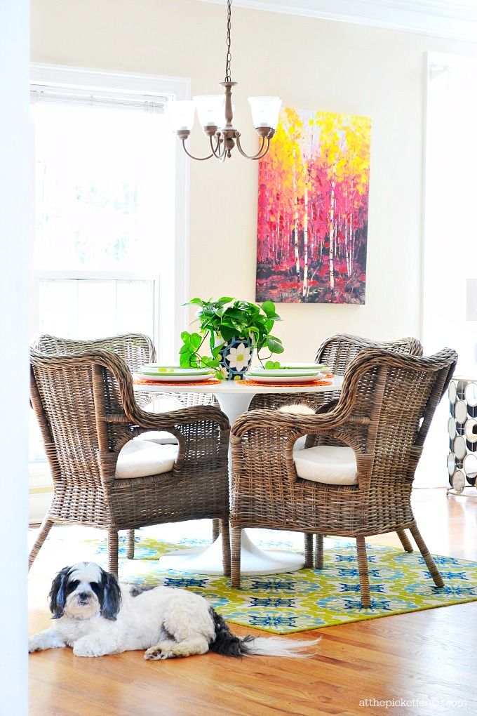 Freshen up the home for SPRING with room inspiration + 6 items that every room can use to give a freshened look! Easy Inspirational ideas by @Jenna_Burger, www.jennaburger.com