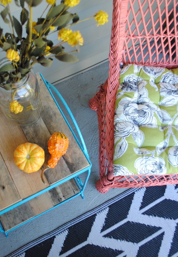 Fall Front Porch using lots of COLOR + seasonal favorites including pumpkins, gourds, cornstalks, and mums! Full tour of this Fall Front Porch @ www.JennaBurger.com