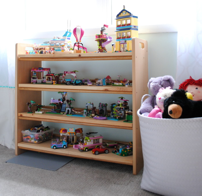 Toy Organizer turned Bookshelf: TIPS + unique EASY & STYLISH for how I organize my kids toys, www.jennaburger.com